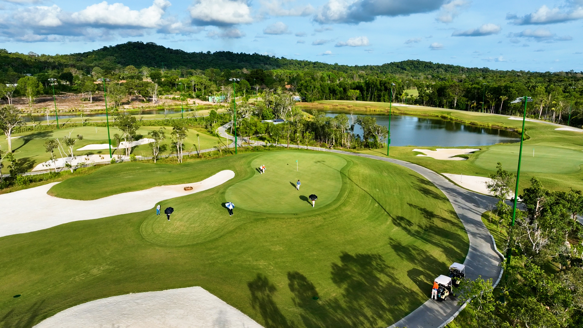 Eschuri Vung Bau Golf 2